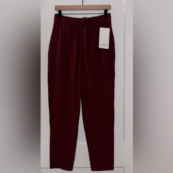 ✨NWT Lululemon Stretch High-Rise Pant 7/8 Length in Red Merlot - Picture 4 of 14